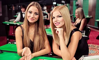 Đội ngũ hỗ trợ khách hàng của 3bet nhà cái